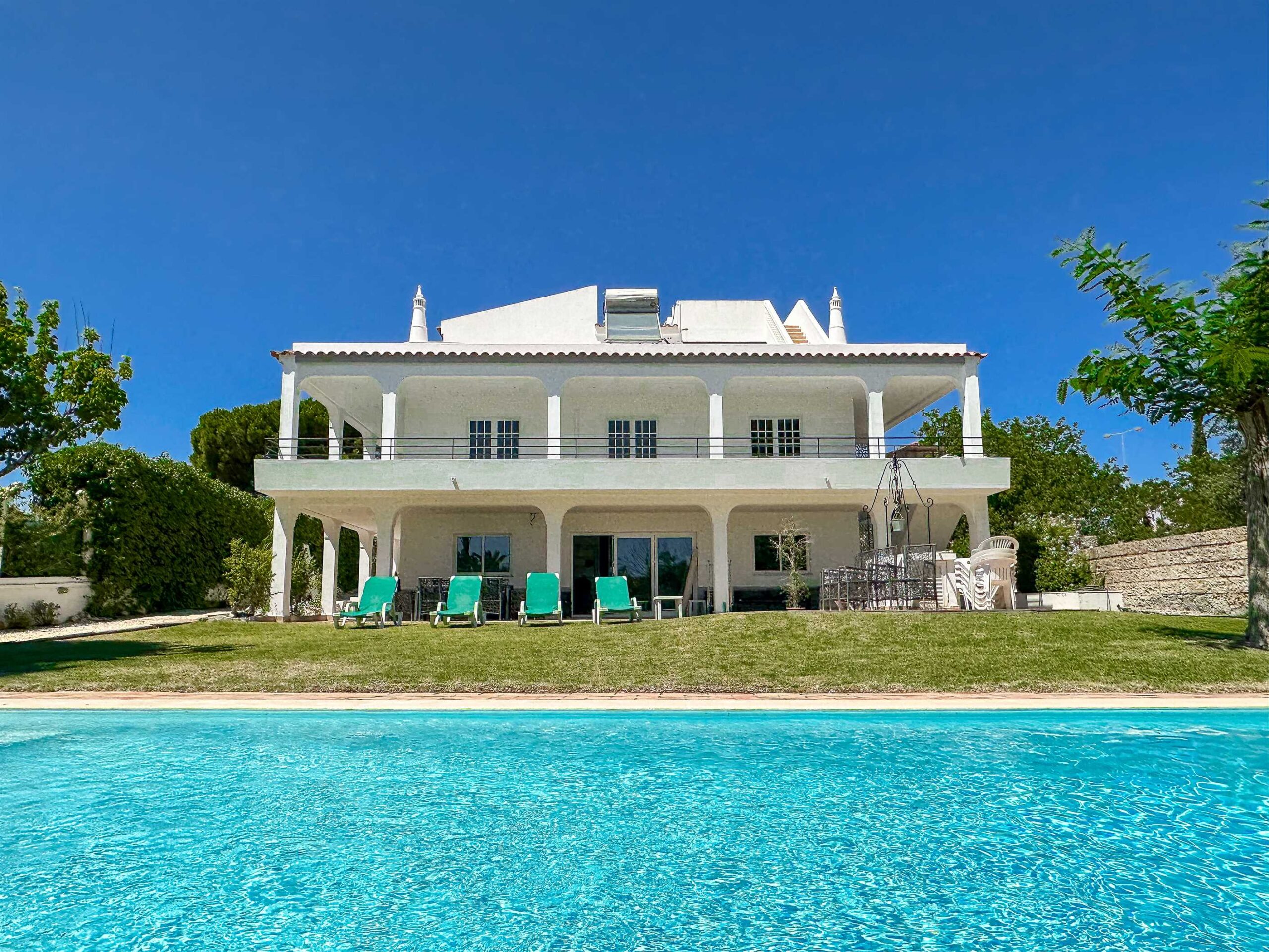 Luxury 7 Bedroom Villa in Alvor